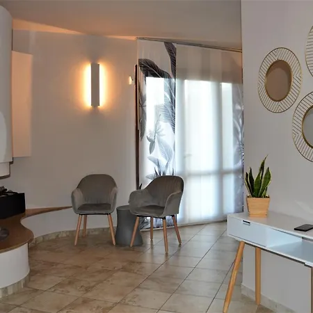 Holiday home Chrisiola *